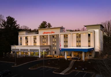 Visit Asheville this Fall Season: 25% off All Reservations